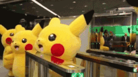 【搞笑动图】快过年了,又要用这招应付亲戚朋