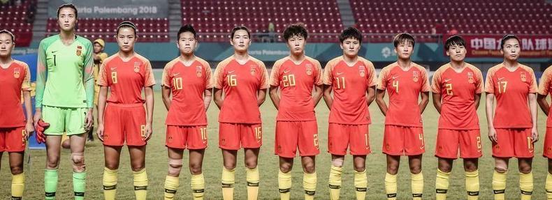 马云主动向他致敬!女足主帅表态:我是退役军人