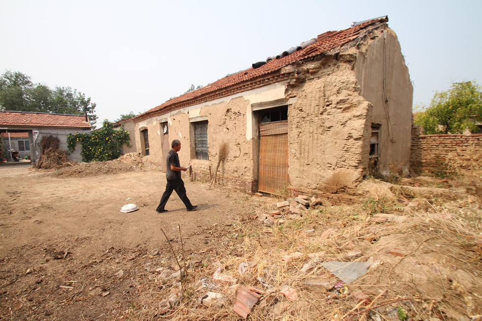 山东53岁大叔开价10万“卖身”救孙