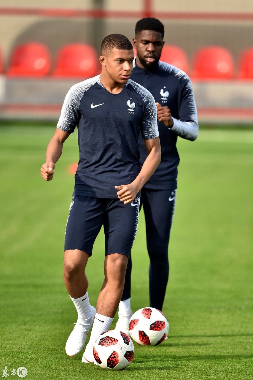 世界杯今晚决战,这只队伍比赛放水?队员猥琐?