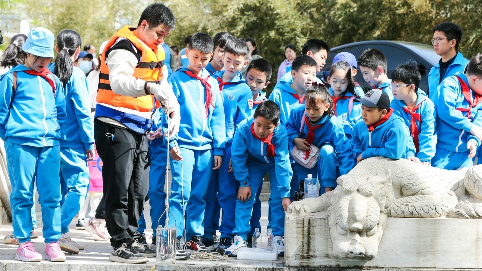 ”寻索长河往事 船承运河文化”中小学课外实践活动走进城市河湖