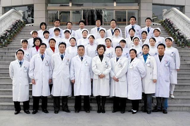 2018年临床医学全日制统招大专招生要求和报