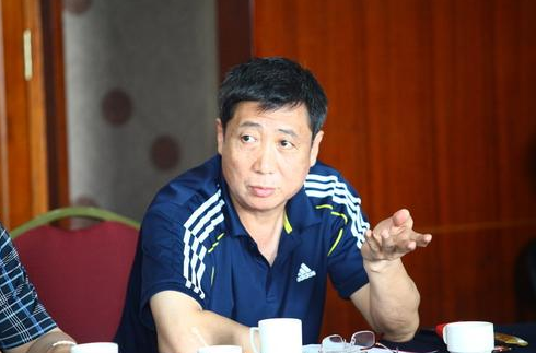 袁超:谢海田与高层没矛盾 雅尼斯有激情水平很高