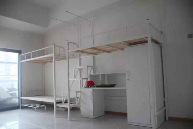 京东员工:工资少发感觉委屈 刘强东:兄弟,不能拿