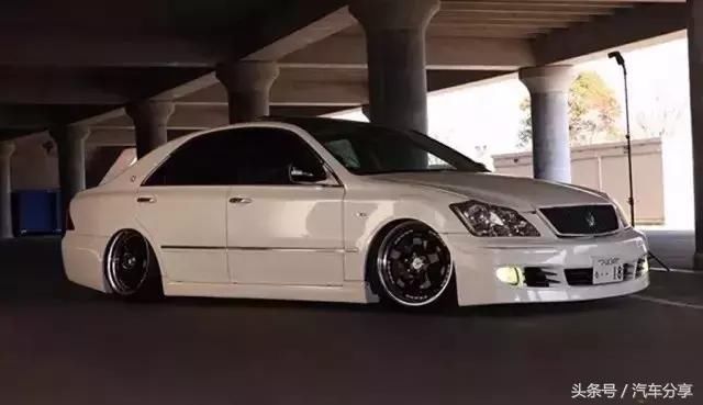 几万块的后驱车,不仅能玩漂移还可以玩姿态!