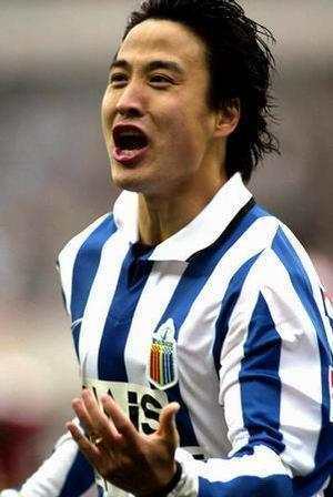 中国足球运动员里谁的天赋比郑智好?