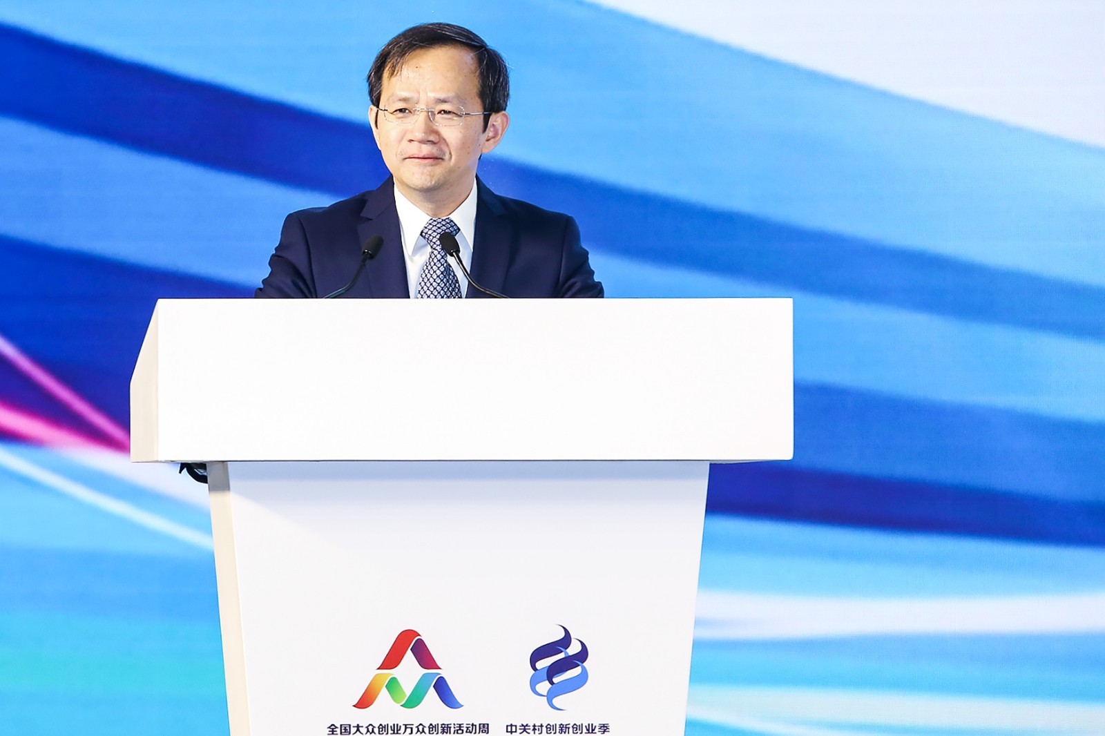 中国科协书记处书记陈刚