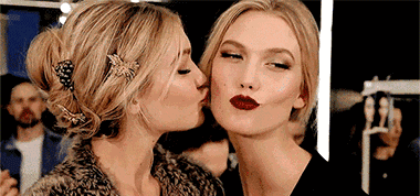 闺蜜间有哪些重口味的话题?