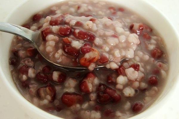 湿气过重吃什么药最好 吃什么去湿气会最好