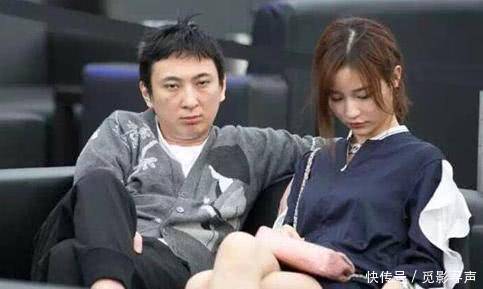 黄子韬捡王思聪破鞋?厕所互换衣服,网友:王思