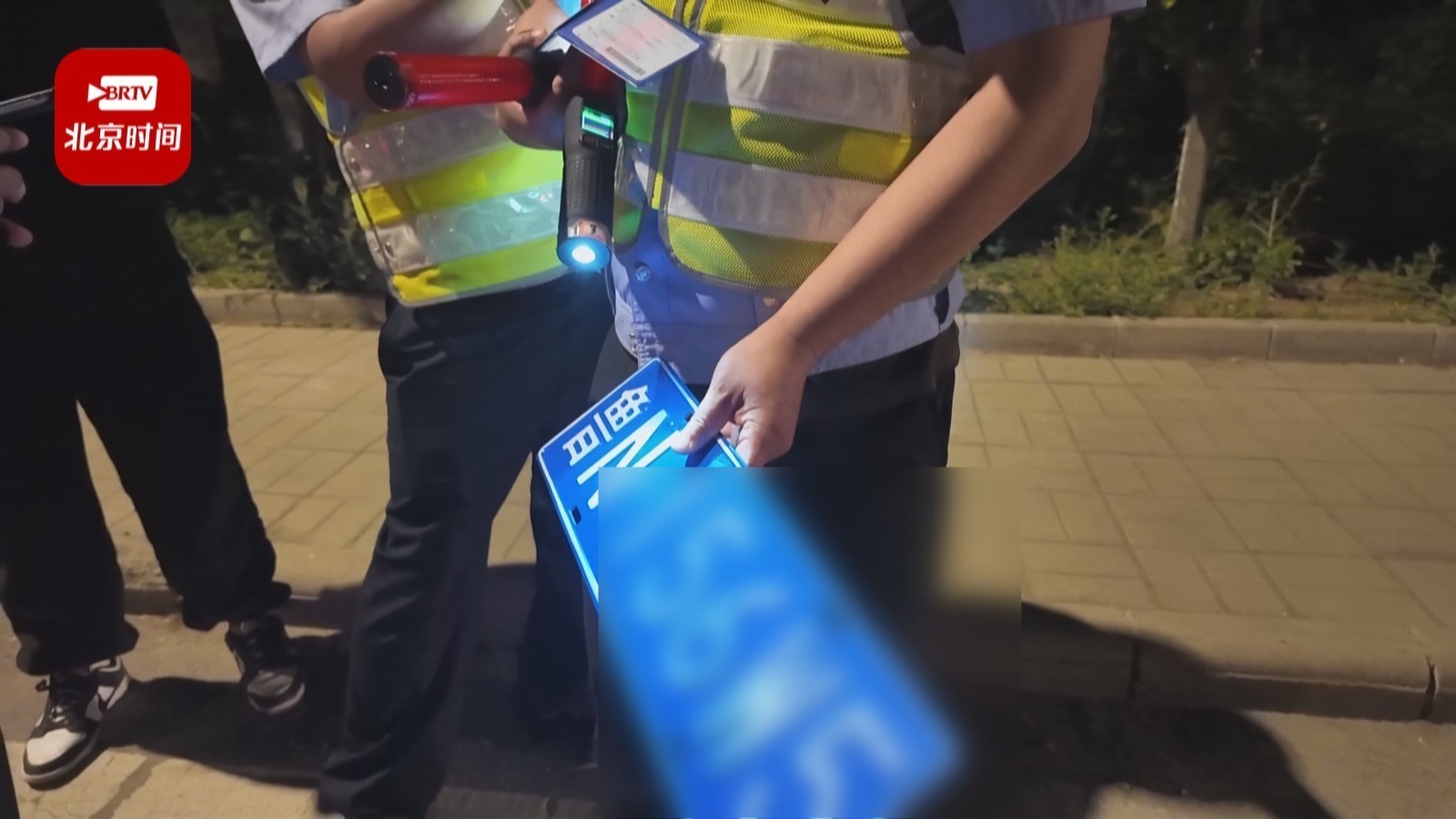 门头沟警方严打涉牌违法 净化辖区交通环境