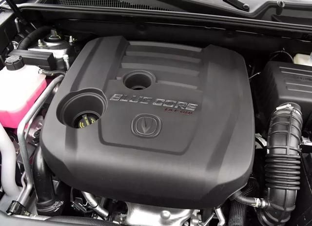 机油增多投诉量暴涨!长安陷最强品牌危机,CS7