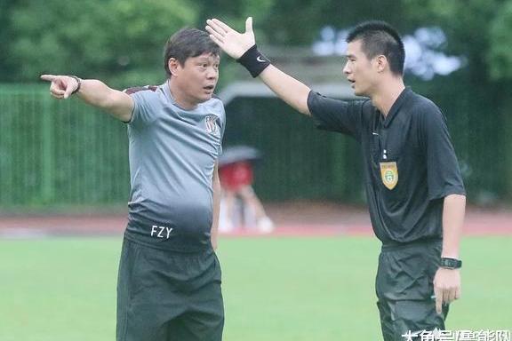 中国足协重罚范志毅无异议, 公布裁判员的失职