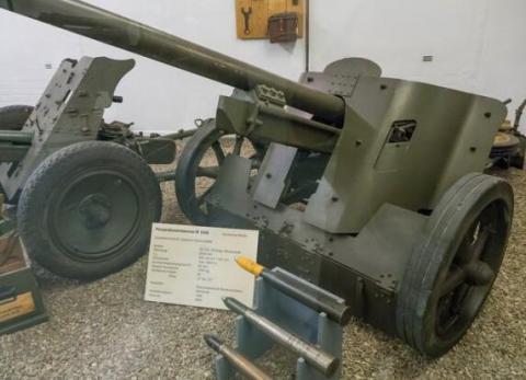 苏联37mm防空炮图片
