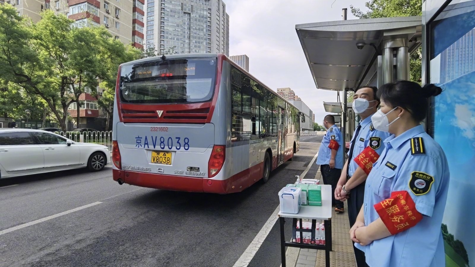 准考证遗落公交车 热心公交人急寻考生 准考证遗落公交车 热心公交人急寻考生