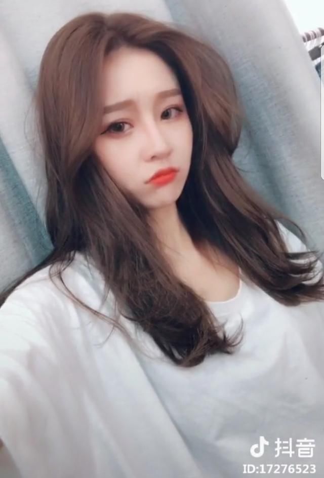 她在抖音上拥有千万粉丝,被封号下架后重新开