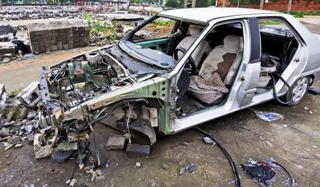 家用车使用年限最长是多少年?报废新规一公布