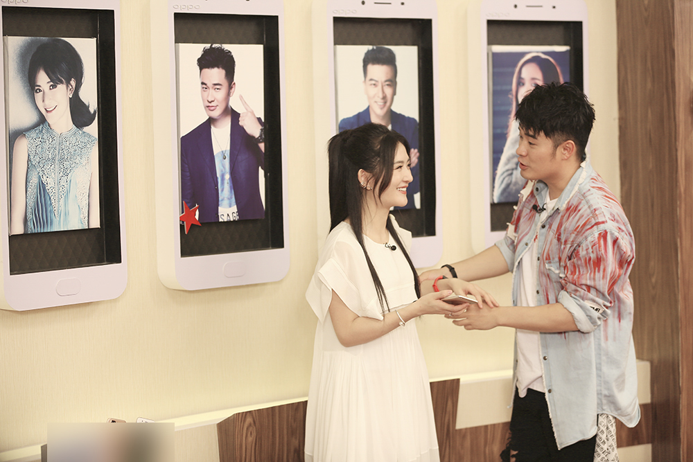 谢娜变身“谢怼怼”活脱上线