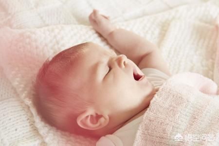 宝宝晚上总吃奶睡好不好?会造成窒息吗?6个小