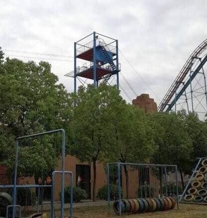 安徽合肥欢乐岛又出事了 女游客十几米坠亡