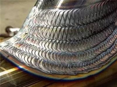 河南技工焊出"龙鳞焊",老板年薪百万留,网友:都想上门想拜师