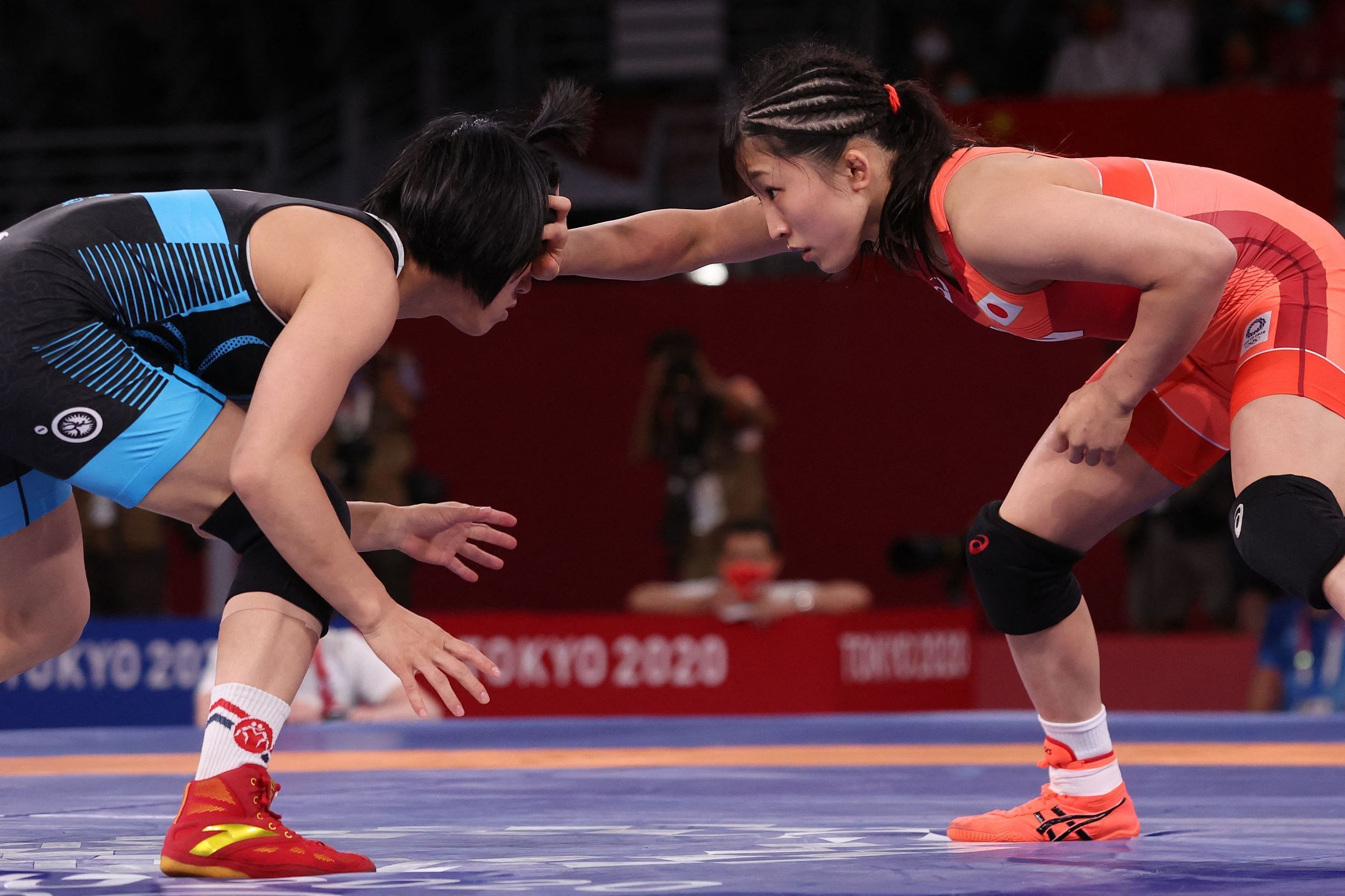 孙亚楠夺得摔跤女子自由式50公斤级银牌