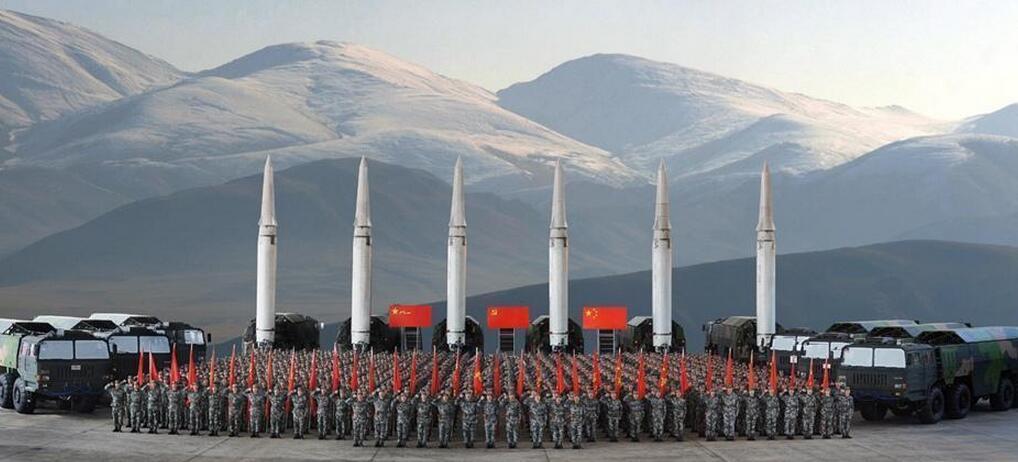 火箭军部队战略打击力量的覆盖范围:CSS-4(东风-5),射程超13000千米,DF-31A导弹射程超11200千米,JL-2(巨浪-2)潜射导弹射程超7200千米,DF-31导弹射程超7200千米,东风-4射程超5400千米,东风-3射程超3000千米,东风-21射程超1750千米。