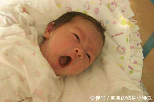 21岁产妇喂奶时突然晕倒, 婆家人不管不问, 医