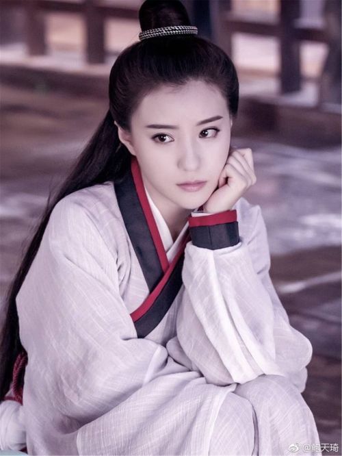 鲍天琦《画心师》完美收官演技开挂实力圈粉