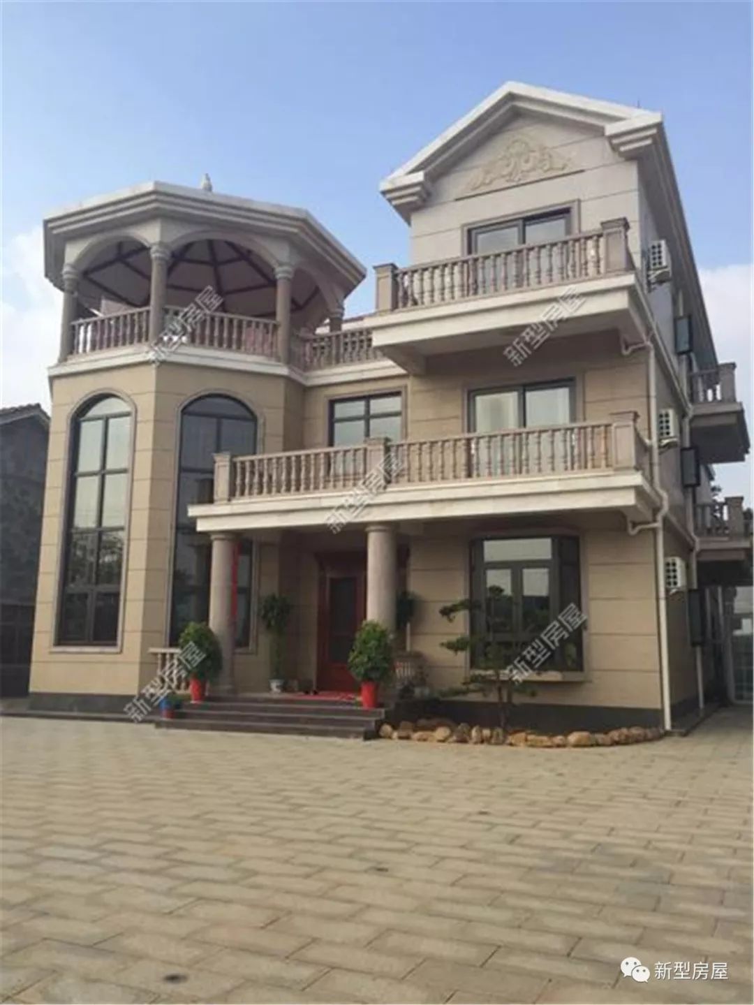 为什么农村盖别墅大门一定要选好?看完这30套