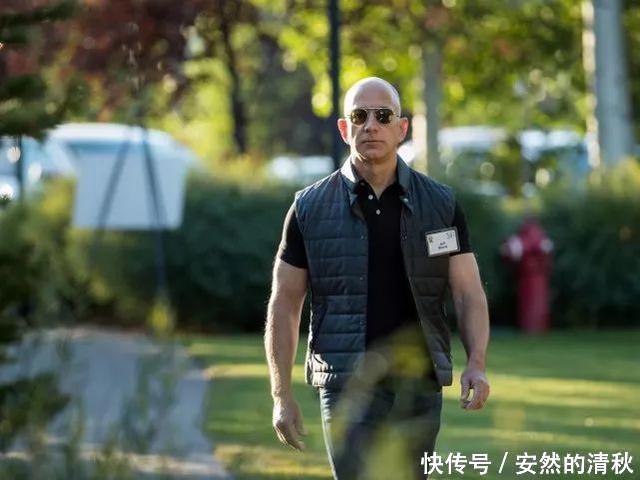 身家是比尔盖茨跟马云之和,每分钟赚24万,吃完