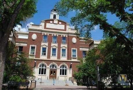 加拿大留学商科专业最佳TOP10大学!