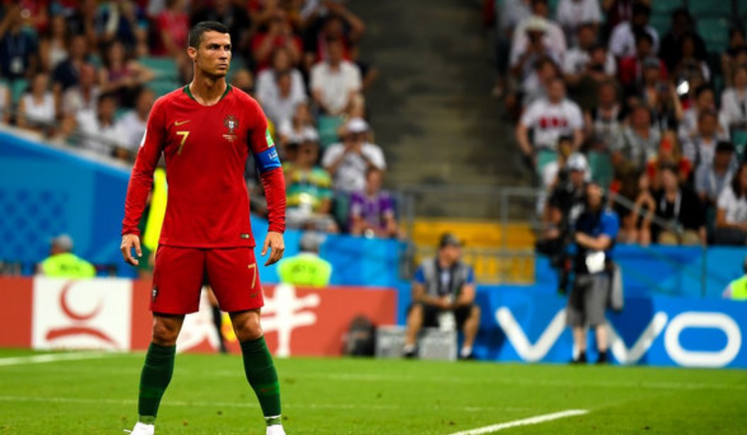 世界杯葡萄牙3:3西班牙,C罗打进3球,C罗当之无