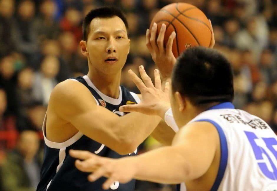 CBA球员薪资排名:这位中国球员竟是整个CBA