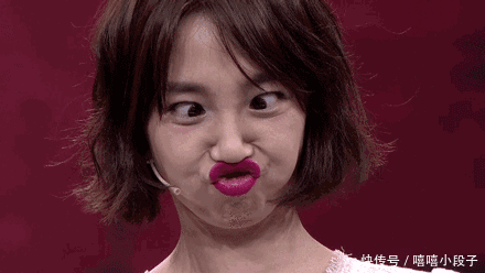 爆笑gif:这样打架的代价太大了吧!小心脖子断了