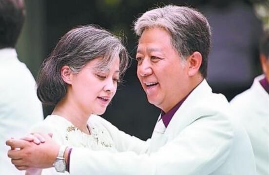 老婆结婚那天来了 大姨妈 重点 是她一年就来两