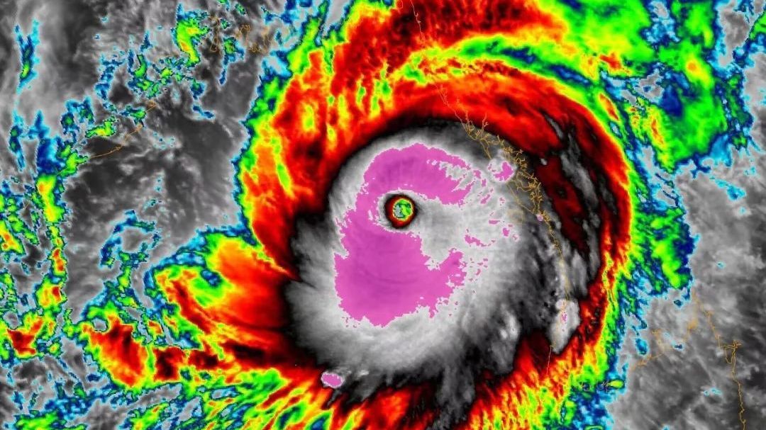 中气爱自研AI模式“坤舆”对台风胚胎97W的路径推演结果 中气爱自研AI模式“坤舆”对台风胚胎97W的路径推演结果