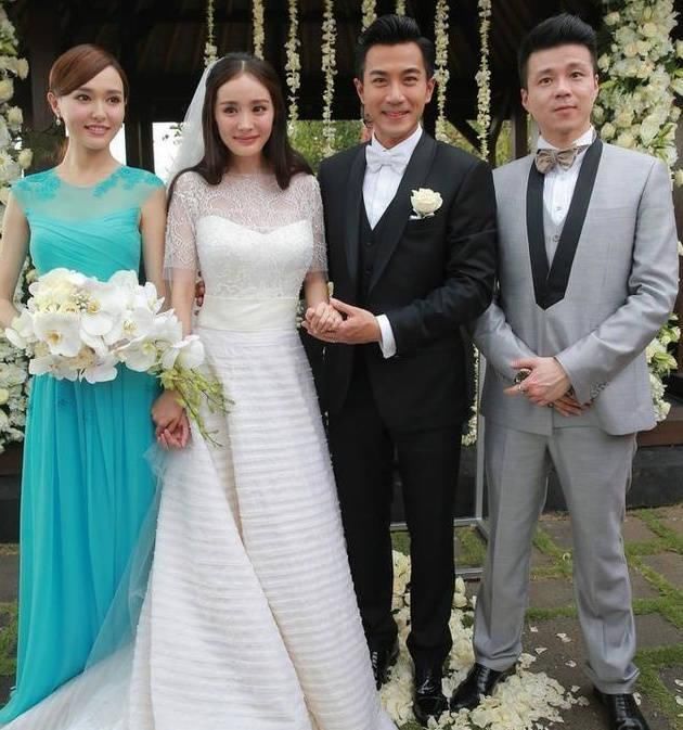 還記得當年劉愷威結婚的時候伴娘只有唐嫣一個,而黃曉明結婚時候伴娘