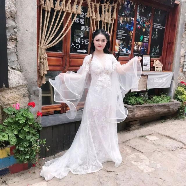 自由歌者天籁之音-贵州本土歌手王舒雅婷再发