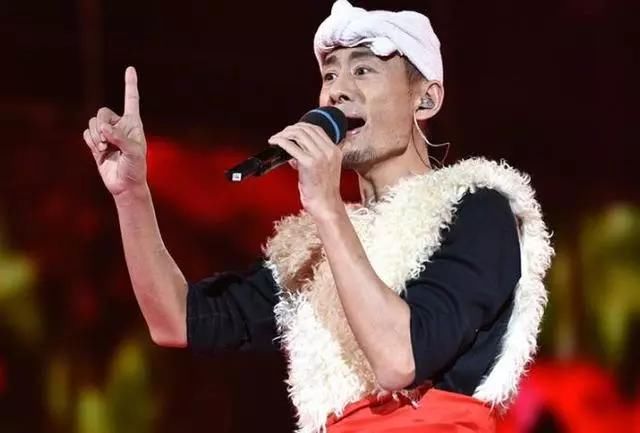 《星光大道》出场费,凤凰传奇夺魁,有人却因坐