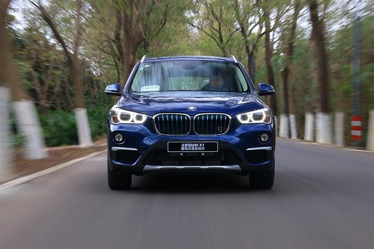 试驾宝马X1插电式混合动力车型 油电切换平顺