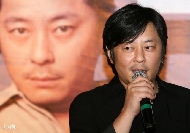 王杰嗓子是谁下的毒?凶手到底是成还是锋?卓