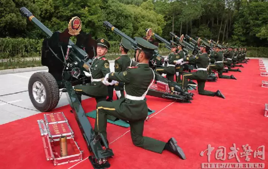 登录查看大图