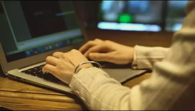 特朗普下令否决博通收购高通交易;AMD 2018年