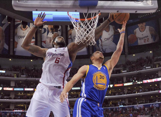 小乔丹在NBA生涯第三年（2010-11赛季）场均7.1分7.2篮板1.8盖帽，投篮命中率高达68.6%。在2011年11月，勇士给小乔丹开出了4年4300万美元的邀请合同，快船决定匹配。小乔丹换了号码，从9号换到6号，在2011-12赛季首战就对上了勇士，小乔丹送出8次盖帽助快船取胜。