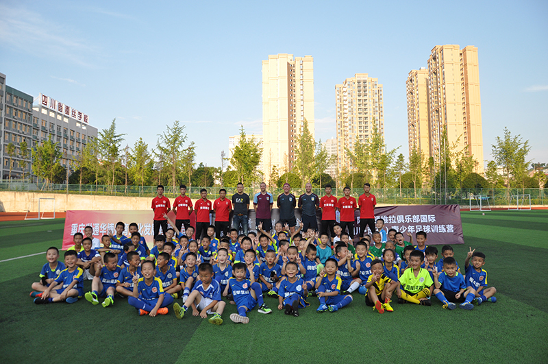 南充邀请外籍教练做培训 提高校园足球教练员