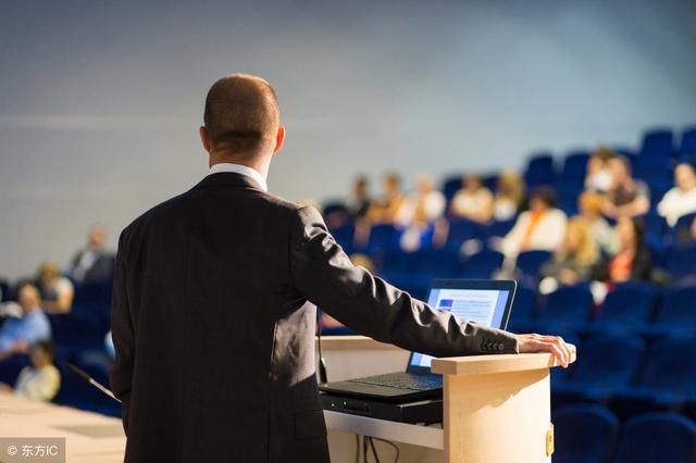 电子厂经常招人,打工妹成批离职,领导却很少离