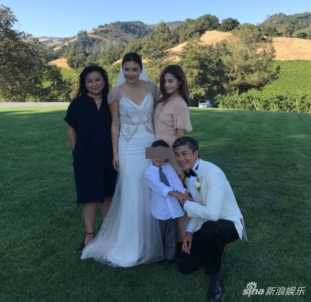 黎明前妻乐基儿美国大婚 夫妇浪漫深吻