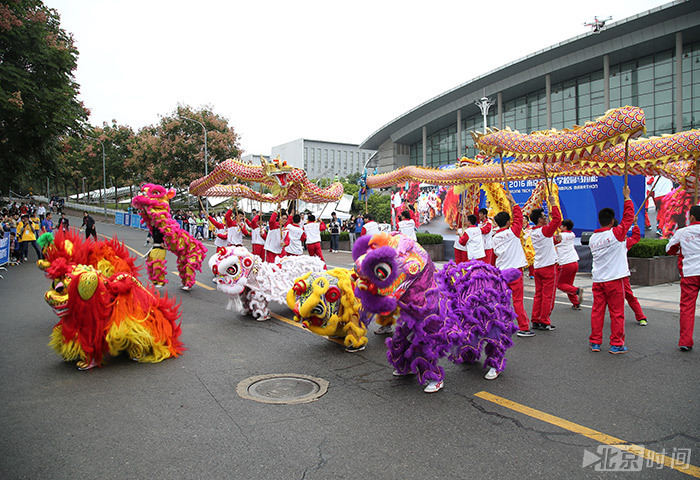 U-run南京工业大学校园马拉松现场。