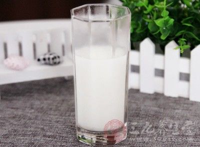 晚上睡不着觉怎么办 吃这些可助眠(2)